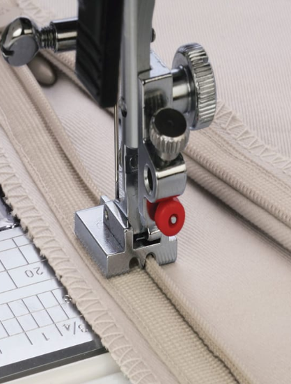 JANOME ZIPPER FOOT CONCEALED 7MM