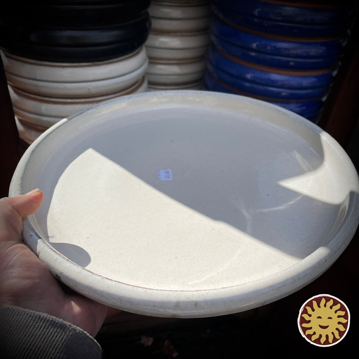 14" / White