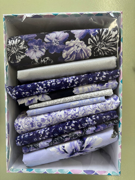 MORNING VIOLETS PURPLE QUILT