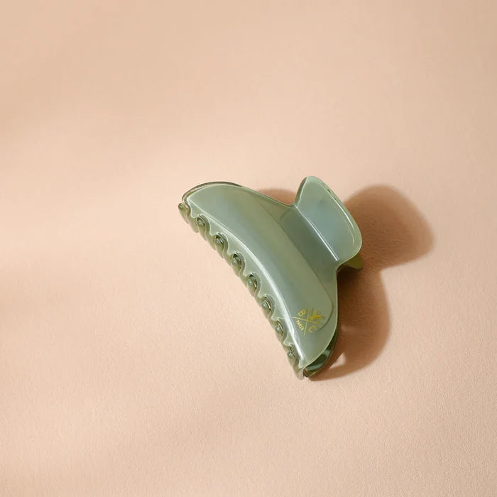 Bachca Vert d’Eau Claw Clip (small) Set of 2 (2.2") – Hair Claw Clip Soft Green