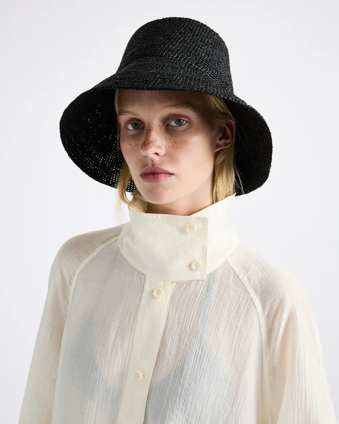Janessa Leone Felix Bucket Raffia Straw Crochet Hat Packable Travel Bucket Hat – Black (Large)