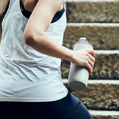 KINTO ACTIVE TUMBLER — Double-Walled Stainless Steel Tumbler 600ml / 20oz (White)