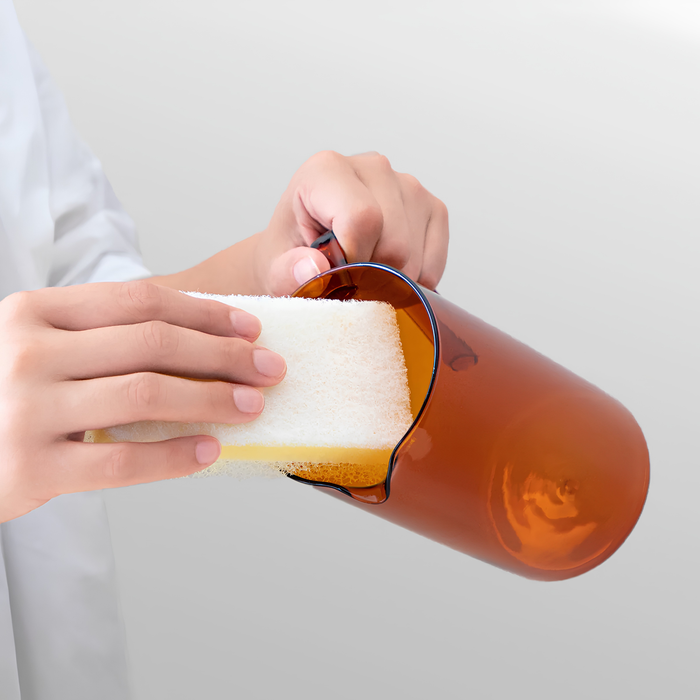 KINTO CAST AMBER Jug — Heat Resistant Glass Pitcher 1.2L