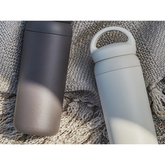 KINTO DAY OFF TUMBLER – Portable & Vacuum Insulated Stainless Steel  500ml (White)