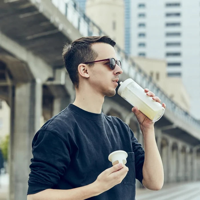 KINTO ToGo Water Bottle 480ml White – Lightweight Double Wall Insulated Bottle