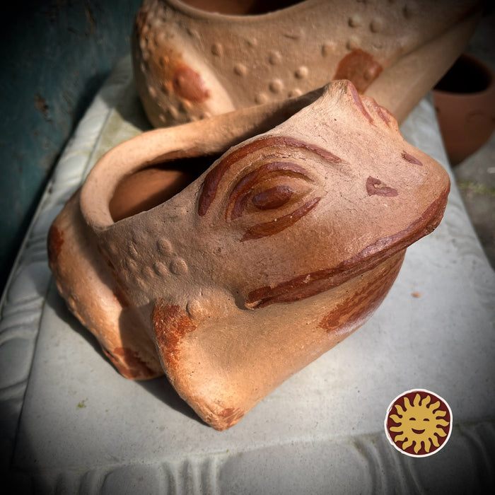 Terra Cotta Frog Planter Small